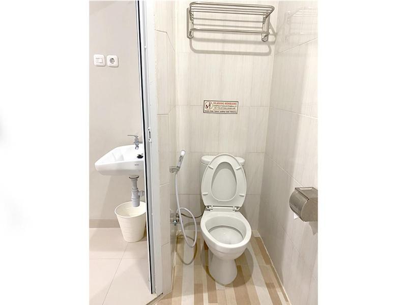 Oyo 2816 Privato Suite Kembaran Buitenkant foto