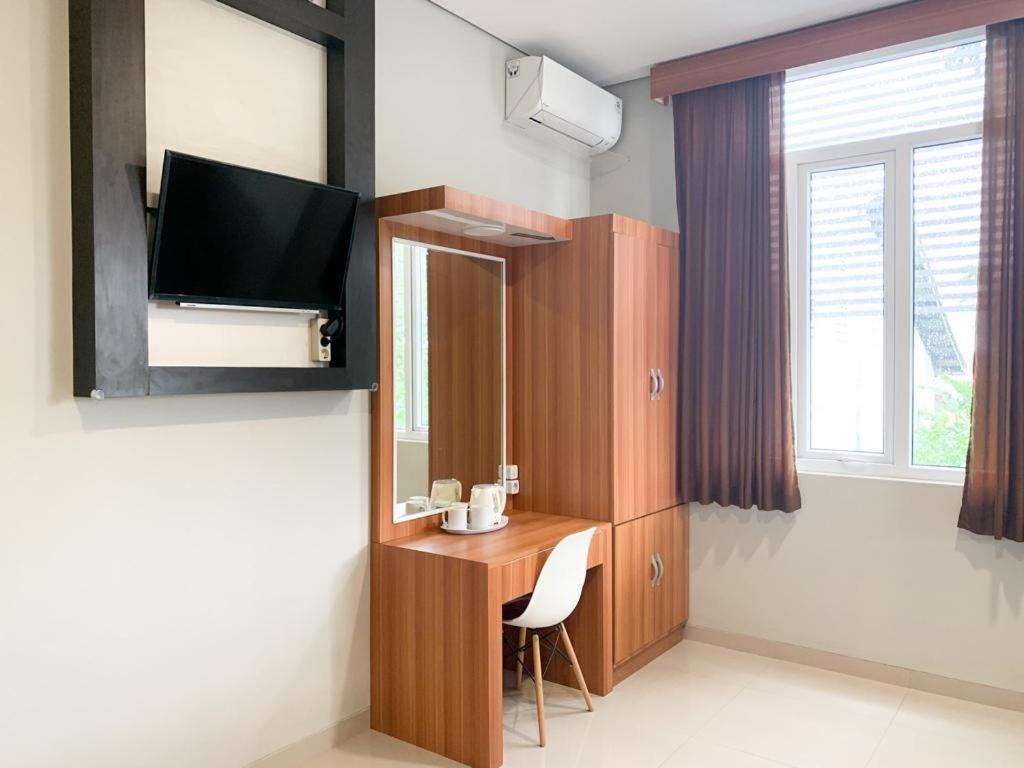 Oyo 2816 Privato Suite Kembaran Buitenkant foto