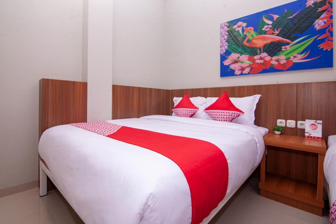 Oyo 2816 Privato Suite Kembaran Buitenkant foto