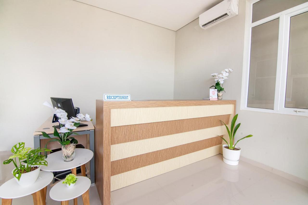 Oyo 2816 Privato Suite Kembaran Buitenkant foto